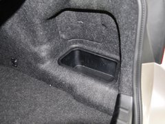 2013款 530Li 3.0L 领先型