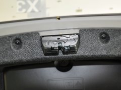 2013款 530Li 3.0L 领先型