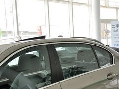 2013款 530Li 3.0L 领先型
