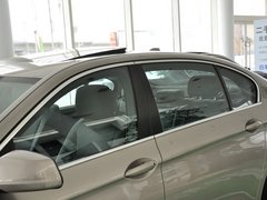 宝马5系 2013款 530Li 3.0L 领先型