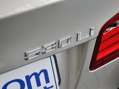 2013款 530Li 3.0L 领先型