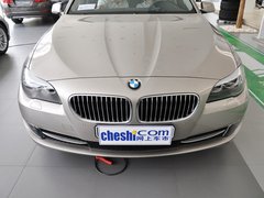 2013款 530Li 3.0L 领先型