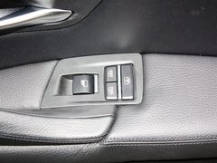 2013款 530Li 3.0L 豪华型