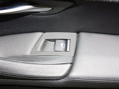 2013款 530Li 3.0L 豪华型