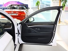 2013款 530Li 3.0L 豪华型