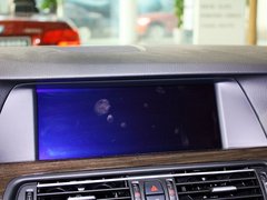 2013款 530Li 3.0L 豪华型