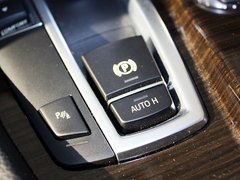 2013款 530Li 3.0L 豪华型