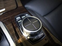 2013款 530Li 3.0L 豪华型