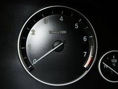 2013款 530Li 3.0L 豪华型