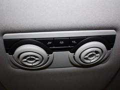 2013款 530Li 3.0L 豪华型