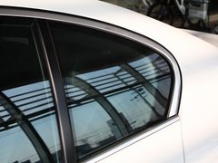 2013款 530Li 3.0L 豪华型