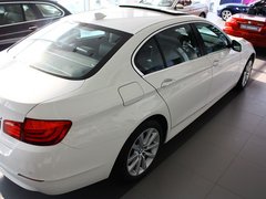 2013款 530Li 3.0L 豪华型