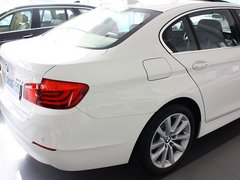 2013款 530Li 3.0L 豪华型