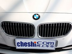 2013款 530Li 3.0L 豪华型
