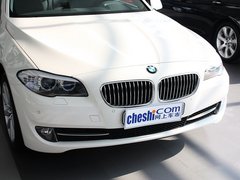 2013款 530Li 3.0L 豪华型