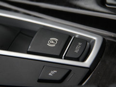 2013款 530Li 3.0L 豪华型