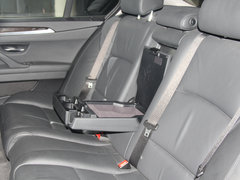 2013款 530Li 3.0L 豪华型