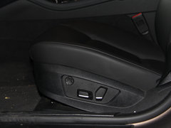 2013款 530Li 3.0L 豪华型