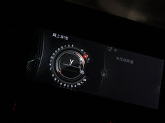 2013款 530Li 3.0L 豪华型