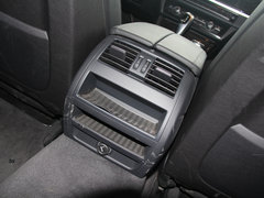 2013款 530Li 3.0L 豪华型