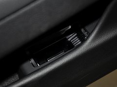 2013款 520Li 2.0T 典雅型
