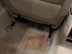 2013款 525Li 2.0T 领先型
