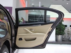 2013款 525Li 2.0T 领先型