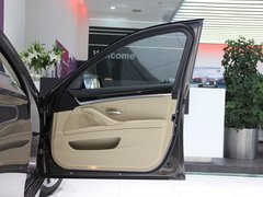 2013款 525Li 2.0T 领先型