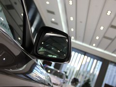 2013款 525Li 2.0T 领先型