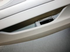 2013款 525Li 2.0T 豪华型