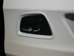2013款 525Li 2.0T 豪华型