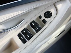 2013款 525Li 2.0T 豪华型