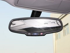 2012款 1.6T 自动 豪华版