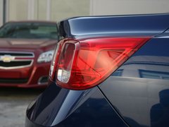 2012款 1.6T 自动 豪华版