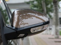 2012款 2.4 自动 行政版 5座