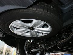 2012款 2.4 自动 行政版 5座