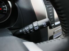 2012款 2.4 自动 行政版 5座