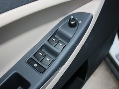 2012款 2.4 自动 行政版 5座