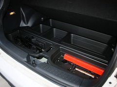 2012款 2.4 自动 行政版 5座