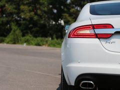 2013款 2.0T 自动 奢华版