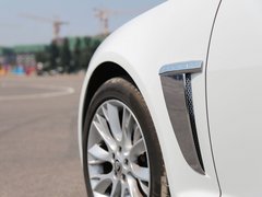 2013款 2.0T 自动 奢华版