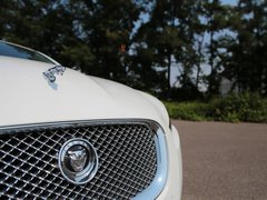 2013款 2.0T 自动 奢华版