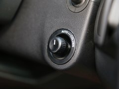 2013款 2.0T 自动 奢华版