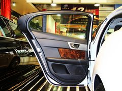 2013款 2.0T 自动 豪华版