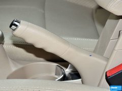 2012款 1.5L 手动 豪华型