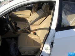 2012款 1.5L 自动 豪华型