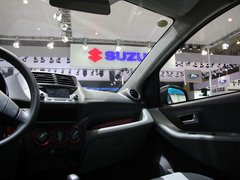 2013款 1.0L 自动 炫酷型