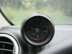 2013款 1.0L 自动 炫酷型