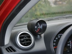 2013款 1.0L 自动 炫酷型