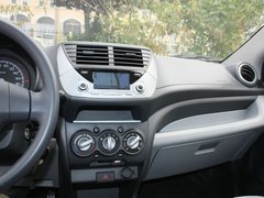 2013款 1.0L 自动 炫酷型